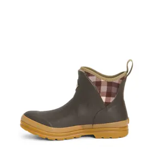 product/m/u/muck-boots_oaw-9pld_brown-plaid_3.jpg