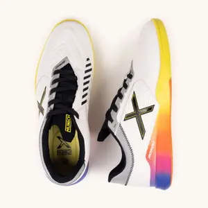 Buty piłkarskie Munich Rondo Indoor image-4