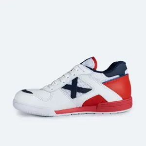 Buty piłkarskie Munich Continental 946 IC image-1