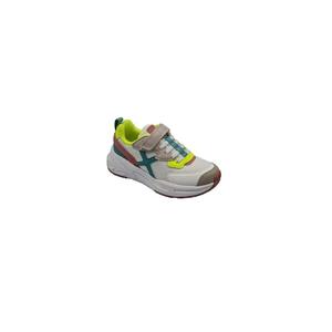8890086-babytrainers-munich-marca-wit