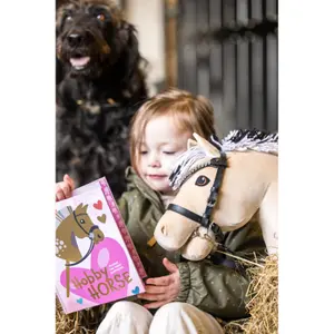 Livre pour hobby horse texte anglais My Hobby Horse image-5