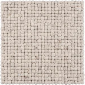 a-sa-q-017-036-036-kvadratisk-stolsdyna-myfelt-bela-flackig-beige-36x36-cm