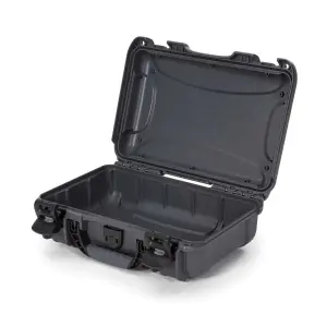 Camera case with foam Nanuk 909 image-0
