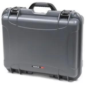 Camera case with foam Nanuk 930 image-1