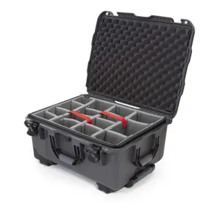 Camera case with foam Nanuk 950 image-1