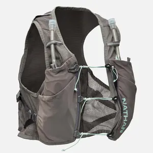 Hydration vest for women Nathan Pinnacle Breeze 4L
