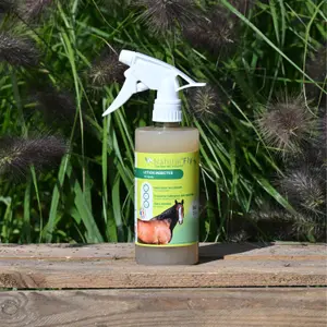 Spray przeciw insektom dla koni Natural Innov Natural'Fly image-1