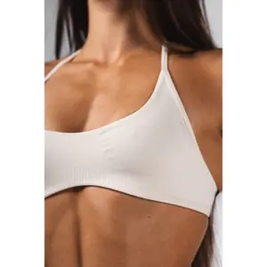 Biustonosz dla kobiet Nebbia Flow Seamless Lift-Up image-5