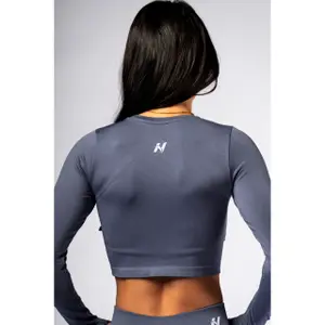 Γυναικείο μπλουζάκι με μακριά μανίκια Nebbia Power Crop Top image-1