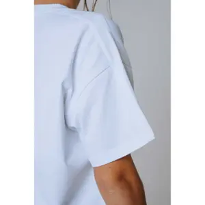 T-shirt femme Nebbia Power image-5