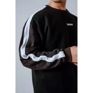 Sweatshirt Nebbia Power Relaxed image-4