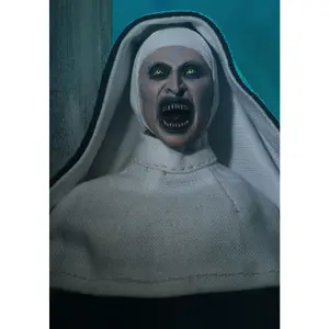 Gelenkige Figur NECA The Nun Clothed image-1