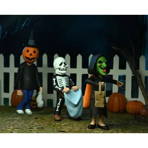 Lot de 3 figurines le sang du sorcier NECA Halloween 3 : Toony Terrors Trick or Treaters image-1