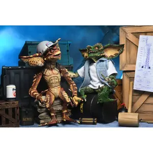 Set van 2 beeldjes NECA Gremlins Ultimate Demolition Gremlins image-4