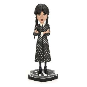 neca42417-verzamelaarsbeeldje-neca-wednesday-head-knocker-wednesday-addams-zwart-wit-21-cm