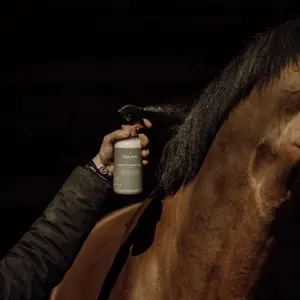 Desenredante natural para crines de caballo Nellumbo image-3