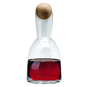 Wine decanter carafe Nerthus image-0