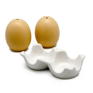 Salt and pepper shakers Nerthus image-1