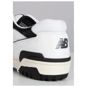 Spikeless golf shoes New Balance 550 image-3