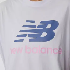 T-shirt femme New Balance essentials stacked logo image-3