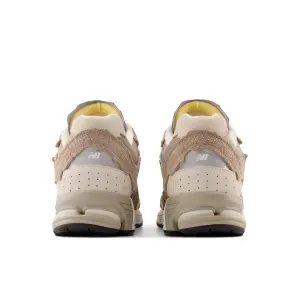 Baskets New Balance 2002R image-2