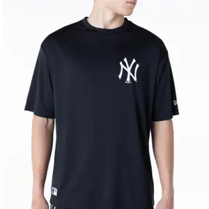 T-shirt New York Yankees New Era League Essentials image-4