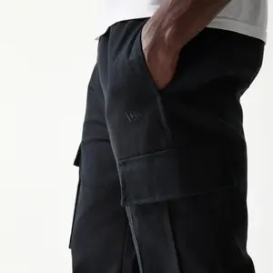 Cargo byxor New Era image-1
