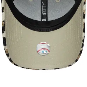 Los Angeles Dodgers baseballpet voor vrouwen New Era 9Forty Leopard Midi image-4