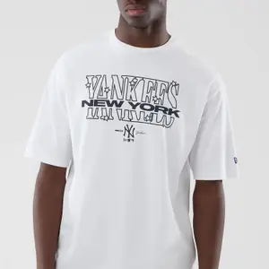 New York Yankees oversized T-shirt New Era MLB image-2