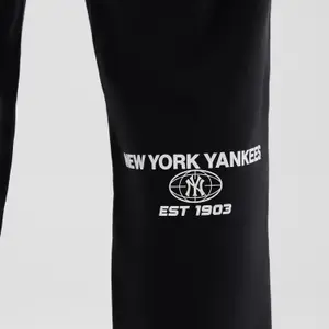 Pantaloni della tuta New York Yankees New Era Logo Graphic image-4