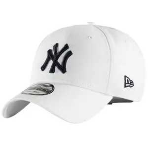 Casquette New Era  Essential 940 New York Yankees image-0
