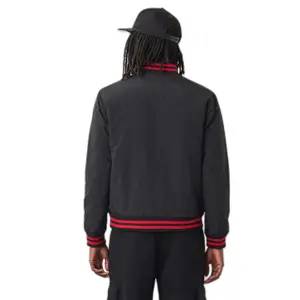 Chaqueta bomber Chicago Bulls image-1