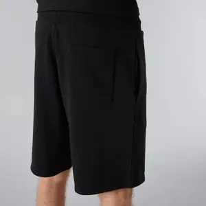 Short New Era Essentials image-3