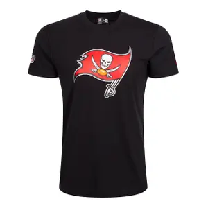 60416764-t-shirt-tampa-bay-buccaneers-black-white