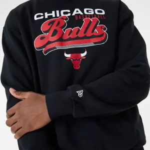 Sweatshirt à capuche Chicago Bulls Retro Graphic image-4