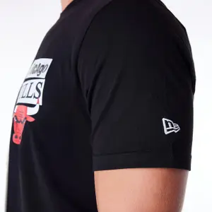 Camiseta Chicago Bulls Newspaper Graphic image-4