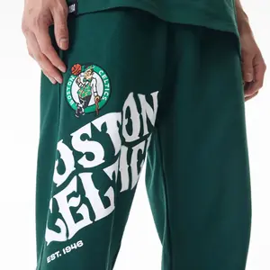 Pantalón de chándal de los Boston Celtics NBA Graphic image-5