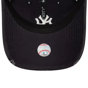 Gorra 9twenty New York Yankees Distressed image-4