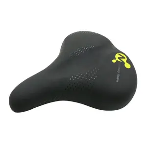 Citysadel i svart elastomer med formminne och greppvänligt handtag, perfekt för elcyklar Newton Metro image-1