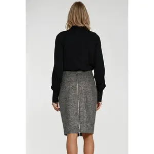 Women’s pencil skirt with zipper Nife image-4