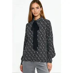 Blouse with black belt for women Nife image-1