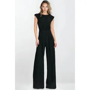 Kvinnlig byxdress i rayon Nife image-1