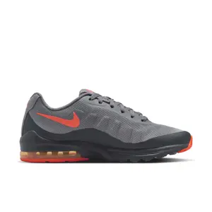 Baskets Nike Air M ax Invigor image-1