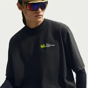 T-shirt da donna Nike ACG ACG image-4