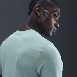 T-Shirt Nike Club image-4