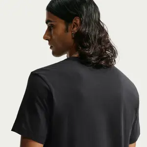 T-shirt Nike Club image-1