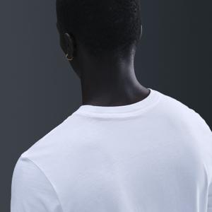 T-Shirt Nike Club image-2