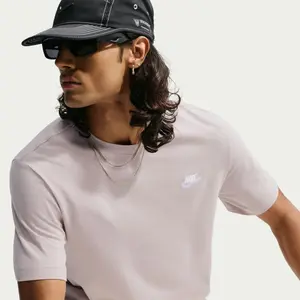 T-shirt Nike Sportswear Club image-4