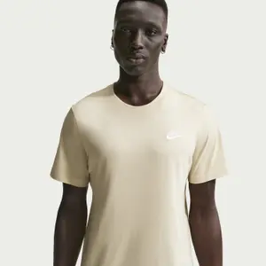 T-shirt Nike Sportswear Club image-4