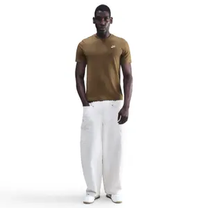 T-Shirt Nike Club image-0